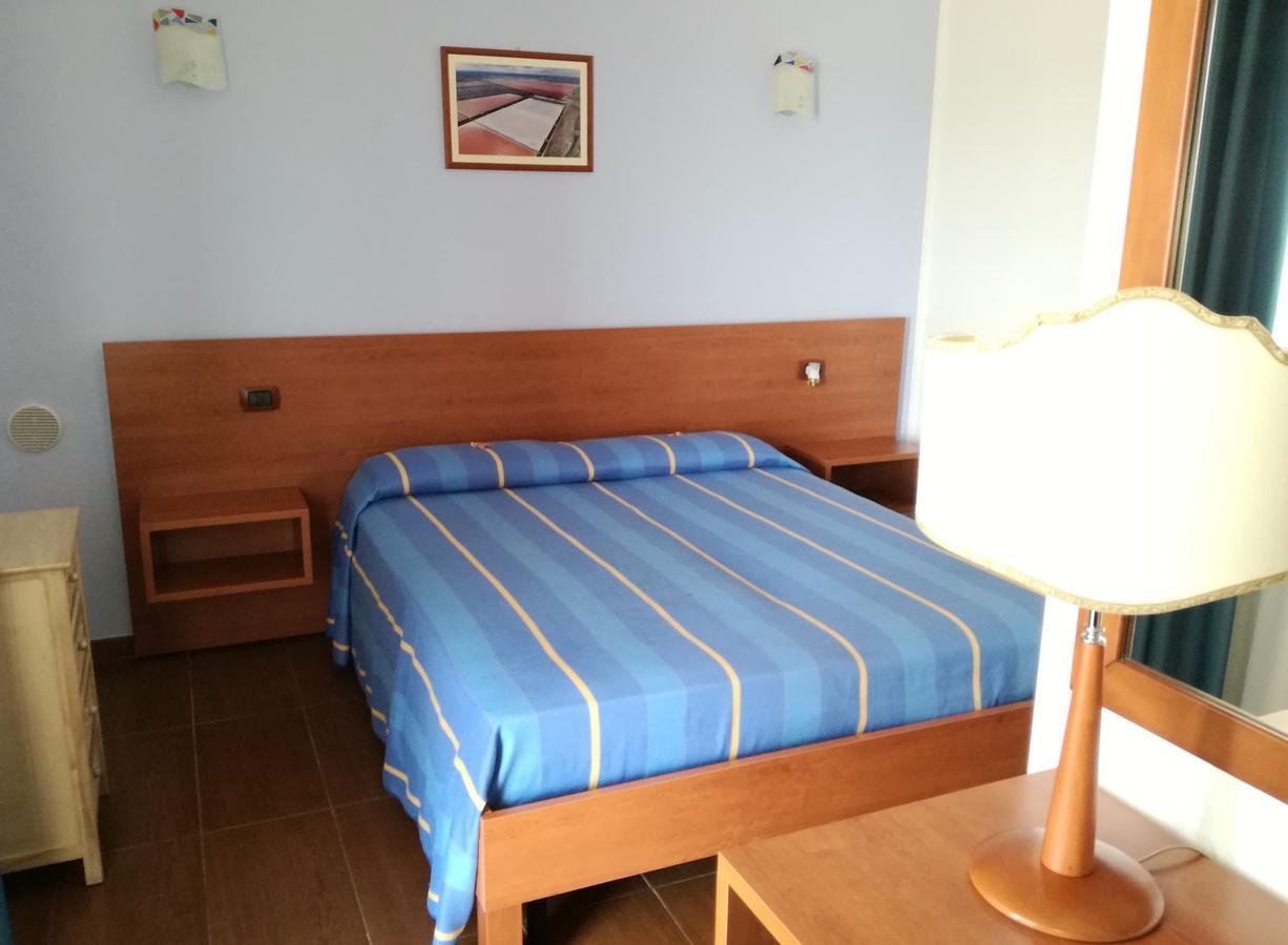 Residence Bandiera Gialla Margherita Di Savoia Ngoại thất bức ảnh
