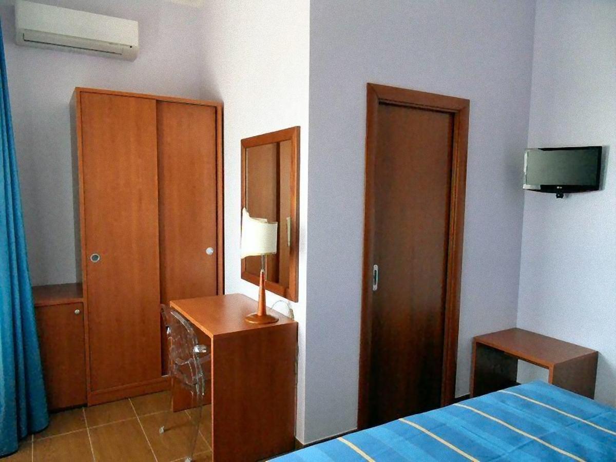 Residence Bandiera Gialla Margherita Di Savoia Ngoại thất bức ảnh
